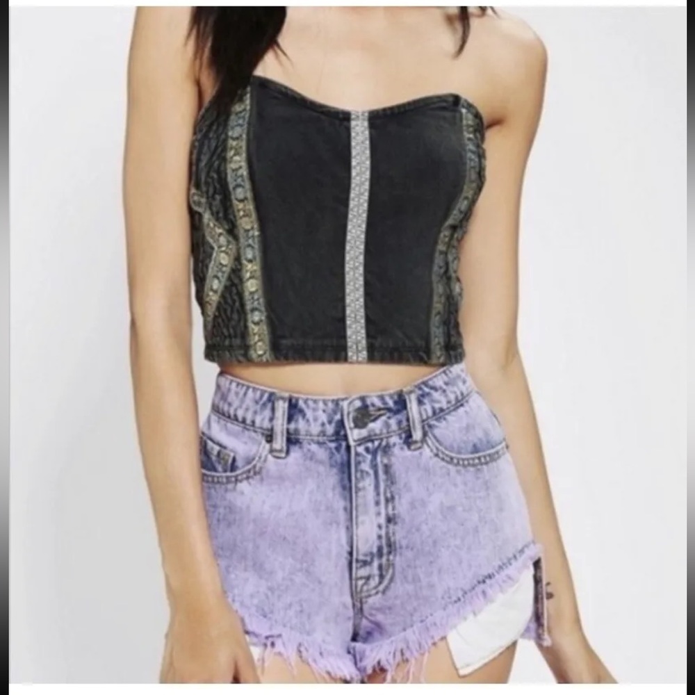 ECOTÉ URBAN OUTFITTERS DETAILED STRAPLESS CROP